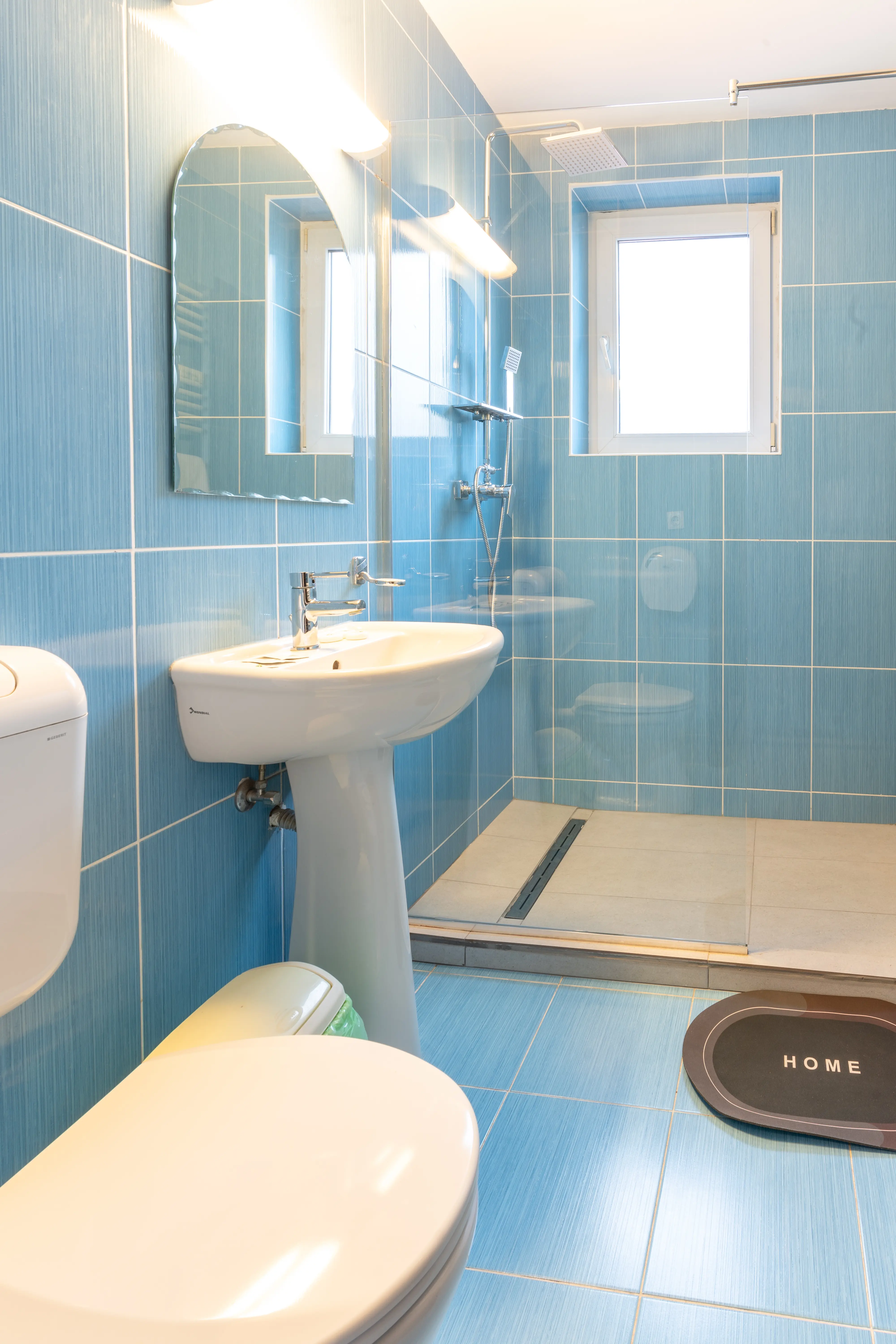 Cameră Cvadruplă - 3